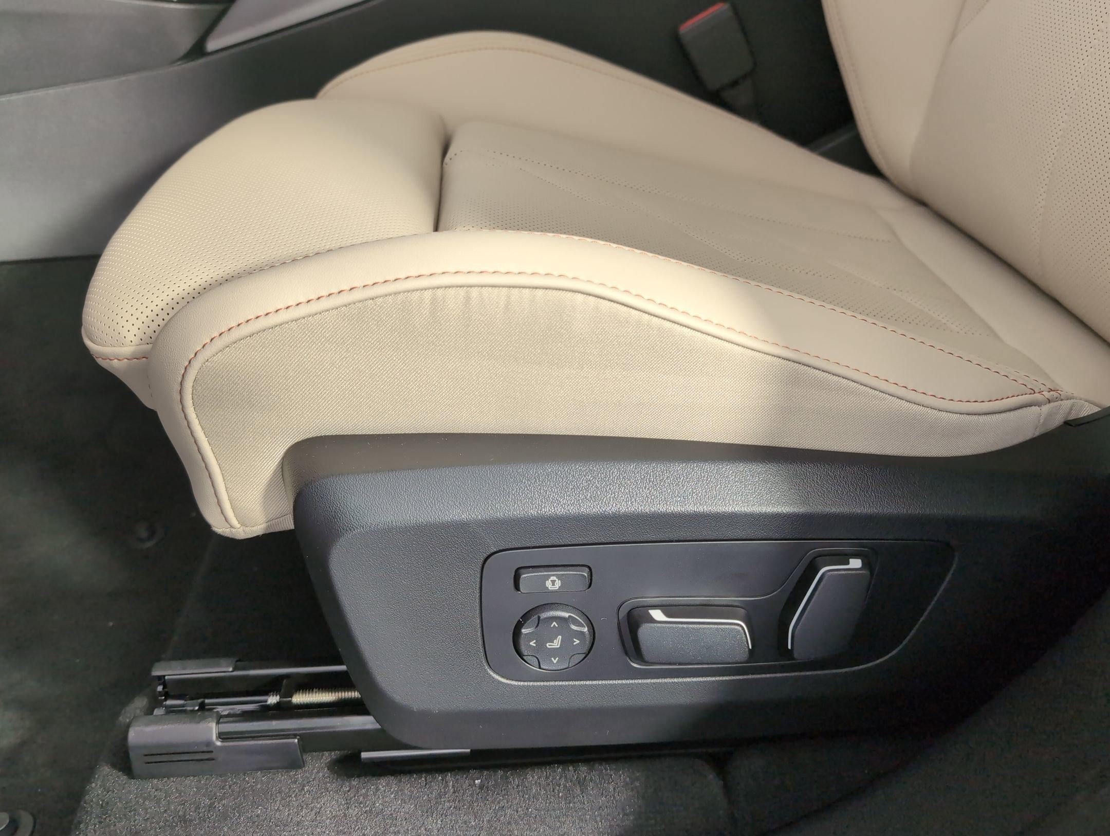 Used 2026 BMW X3 xDrive30i w/ Convenience Package AWD/4WD image 11