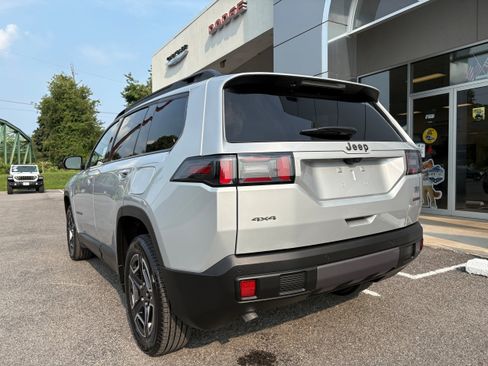 New 2026 Jeep Cherokee Limited AWD/4WD image 9