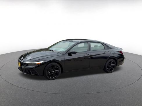 Used 2026 Hyundai Elantra Sport FWD image 6