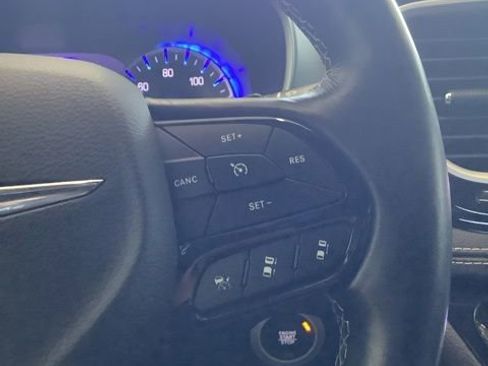 Certified 2021 Chrysler Pacifica Touring-L w/ S Appearance Package AWD/4WD image 26