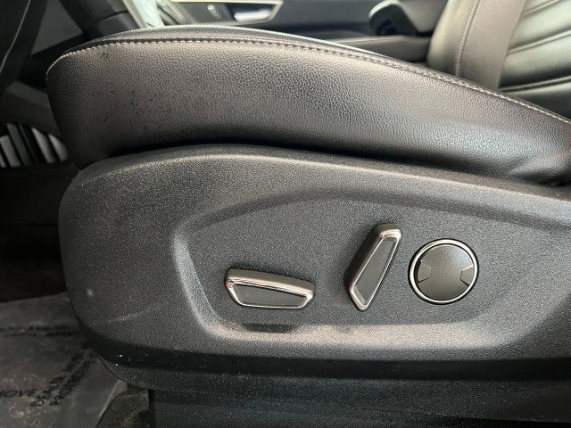 Used 2019 Ford Edge SEL w/ Equipment Group 201A AWD/4WD image 13