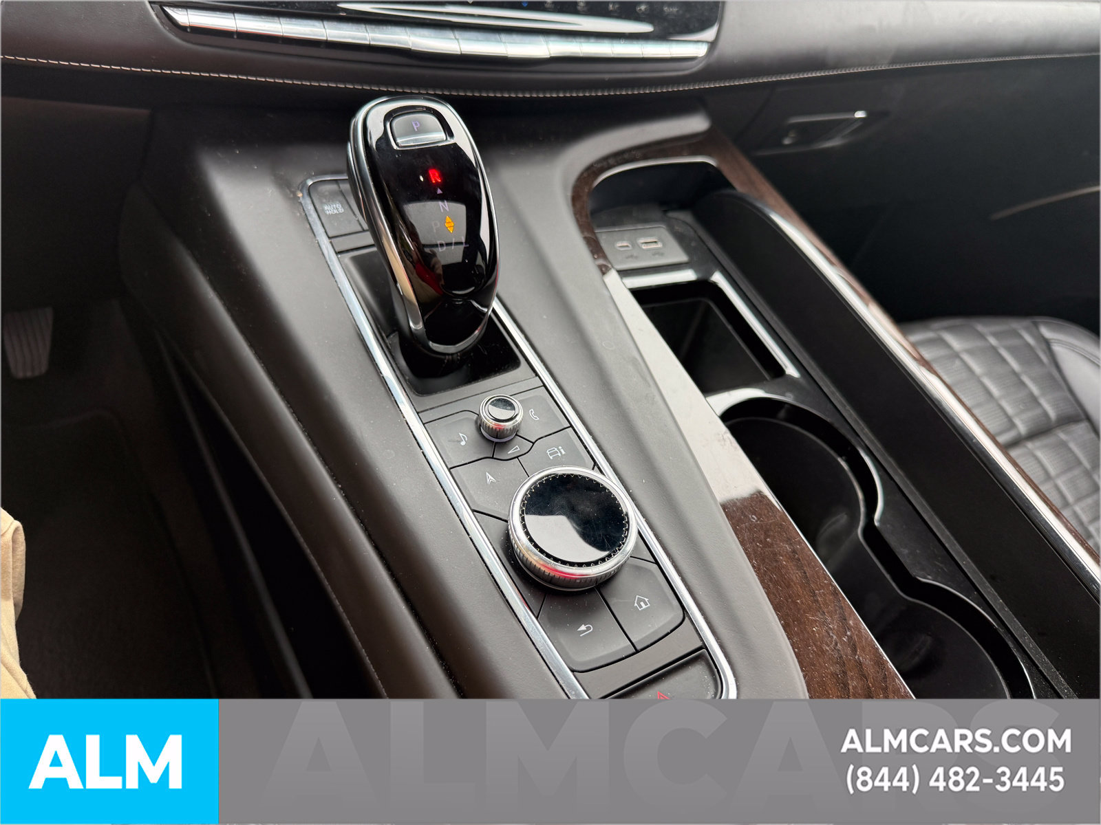 Used 2023 Cadillac Escalade ESV Sport Platinum AWD/4WD image 26