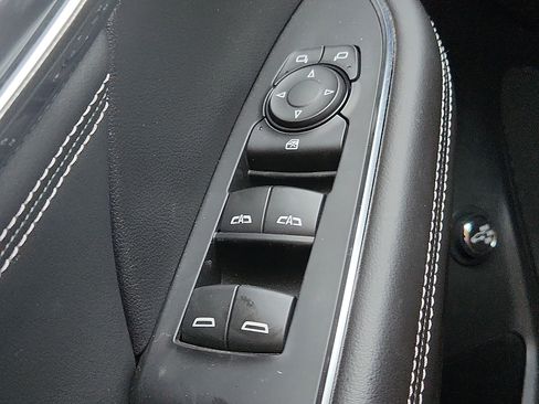 Used 2023 Buick Envision Preferred w/ Sport Touring Package AWD/4WD image 17