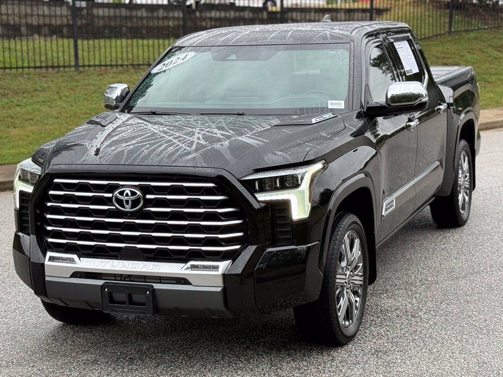 Used 2024 Toyota Tundra Capstone AWD/4WD image 10