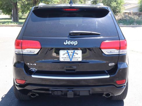 Used 2018 Jeep Grand Cherokee Overland AWD/4WD image 6