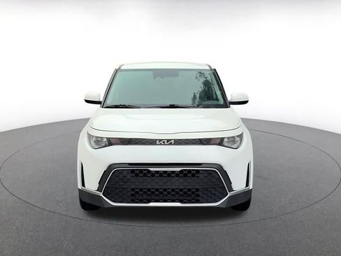 Used 2025 Kia Soul LX w/ LX Technology Package image 4