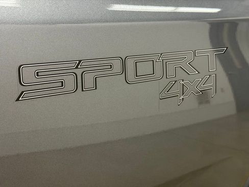 Used 2025 Ford Ranger Lariat w/ Trailer Tow Package image 33