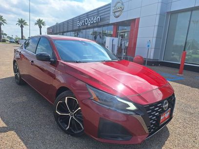 Used 2023 Nissan Altima 2.5 SR w/ SR Premium Package