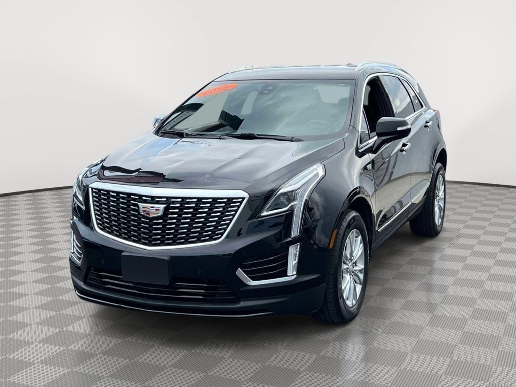 Used 2023 Cadillac XT5 Luxury AWD/4WD image 3