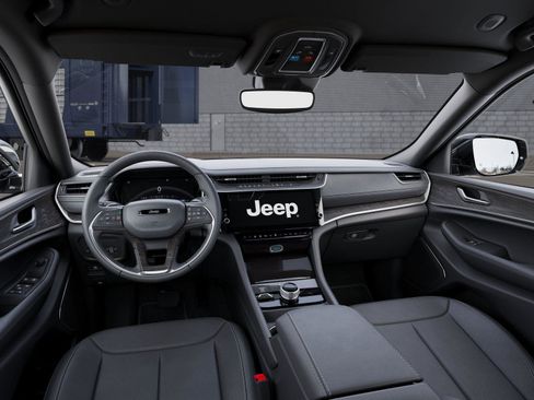 New 2026 Jeep Grand Cherokee Limited image 14
