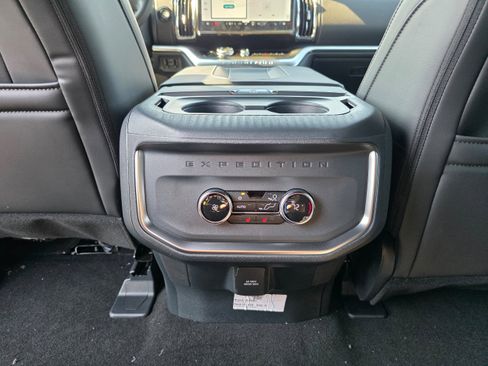 New 2026 Ford Expedition Max Platinum w/ Stealth Appearance Package image 21