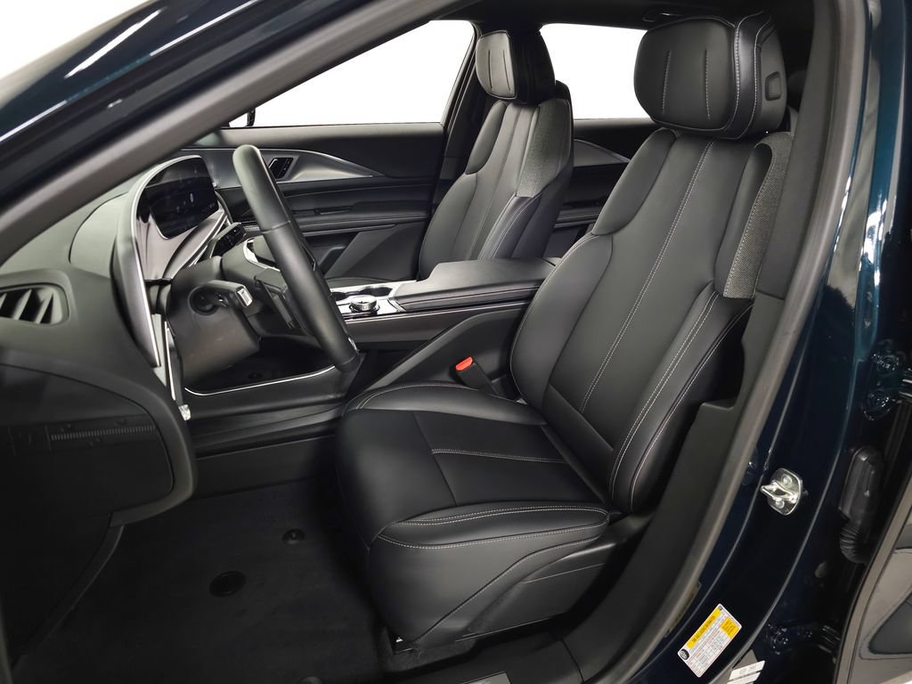 Certified 2024 Cadillac Lyriq Tech w/ Driver Assist Package AWD/4WD image 19
