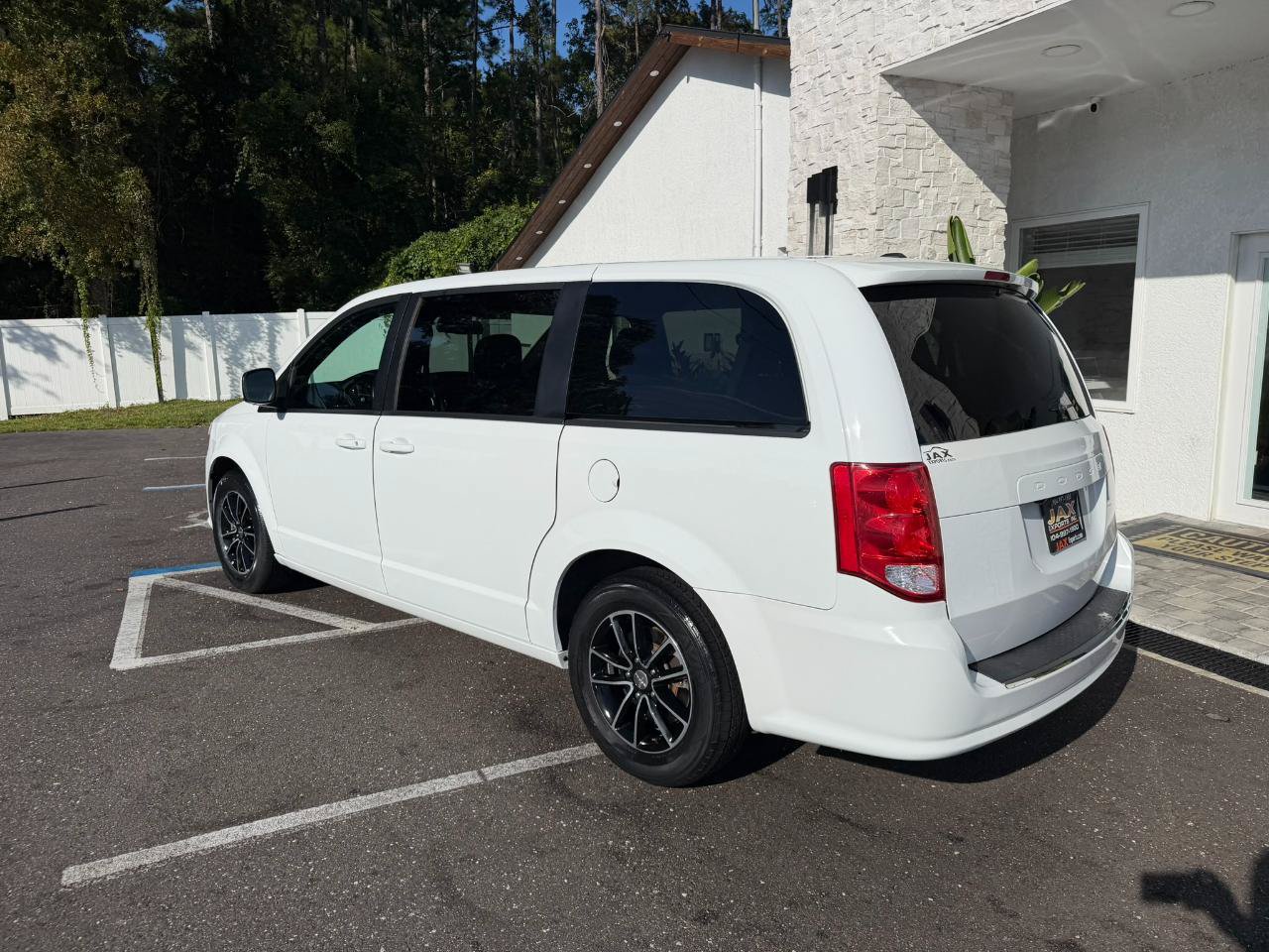 Used 2019 Dodge Grand Caravan GT FWD image 10