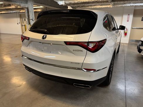 Certified 2022 Acura MDX SH-AWD w/ Technology Package image 5