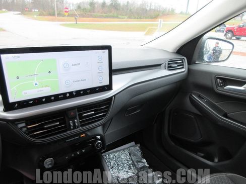 Used 2023 Ford Escape Active w/ Tech Pack #2 image 11