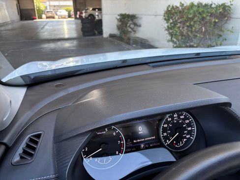 Used 2025 Nissan Sentra SV FWD image 28