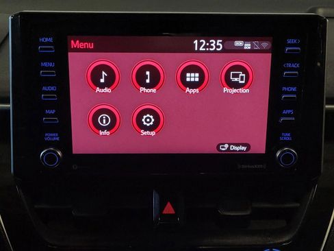 Used 2021 Toyota Corolla LE FWD image 25