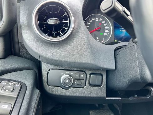 Used 2024 Mercedes-Benz Sprinter 2500 image 15