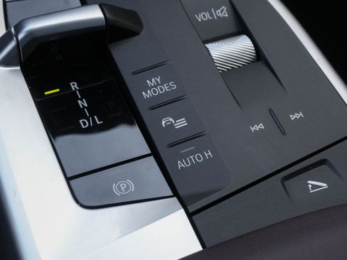 Certified 2025 BMW X1 xDrive28i image 27