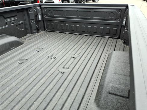 New 2026 Chevrolet Silverado 2500 High Country w/ High Country Premium Package AWD/4WD image 7