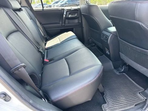 Used 2023 Toyota 4Runner TRD Off-Road Premium w/ Off Road Premium Plus Package AWD/4WD image 10