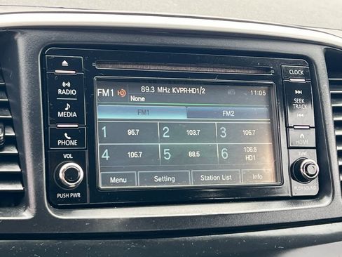 Used 2017 Mitsubishi Lancer ES image 17