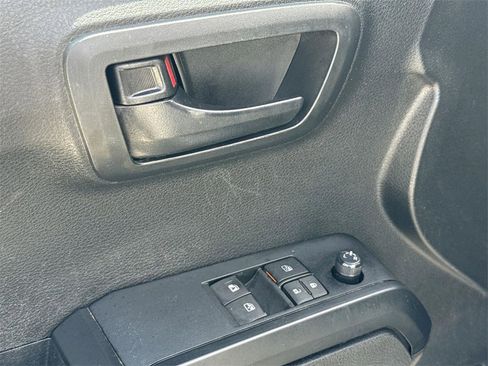 Used 2021 Toyota Tacoma SR image 19