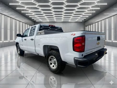 Used 2017 Chevrolet Silverado 1500 W/T w/ WT Fleet Convenience Package AWD/4WD image 3