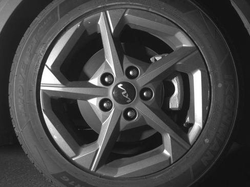 Used 2025 Kia K4 LXS image 13