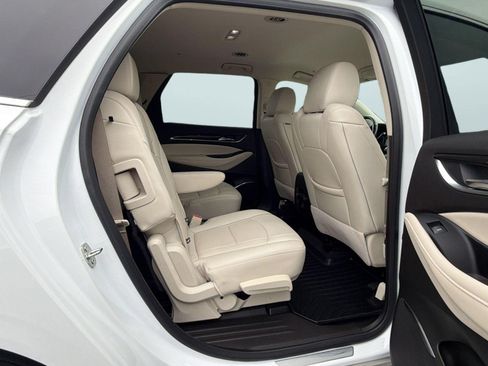 Used 2023 Buick Enclave Essence FWD image 27