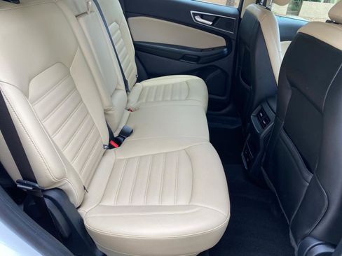Used 2021 Ford Edge SEL w/ Convenience Package FWD image 47
