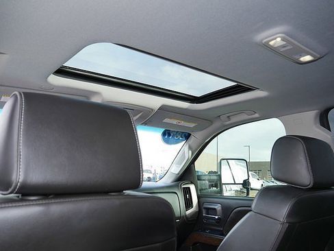 Used 2017 GMC Sierra 3500 Denali w/ Duramax Plus Package image 49