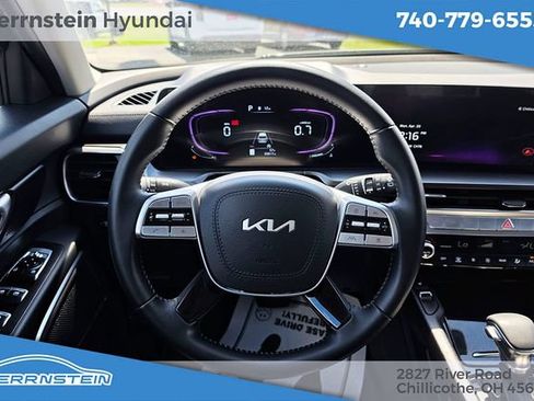Used 2025 Kia Telluride S AWD/4WD image 7
