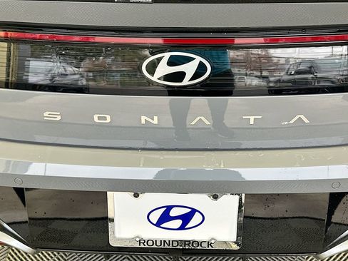 New 2026 Hyundai Sonata Limited image 21