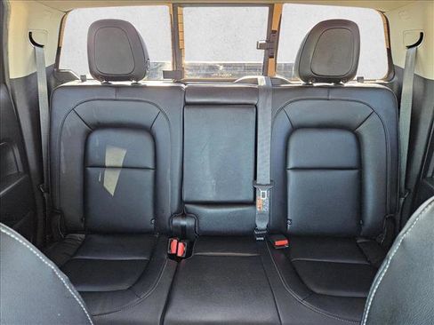 Used 2019 Chevrolet Colorado ZR2 image 17