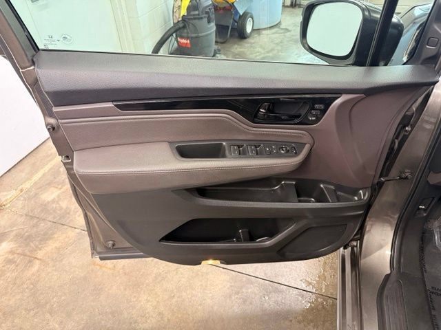 Used 2021 Honda Odyssey Touring image 8