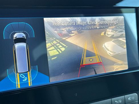 Used 2025 Mercedes-Benz Sprinter 2500 image 20