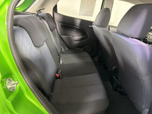 Used 2011 MAZDA MAZDA2 Sport FWD image 27