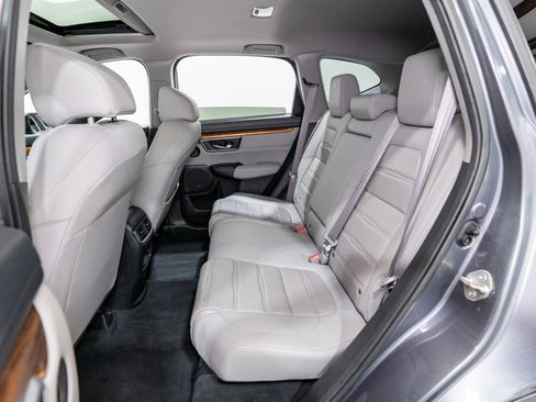 Used 2020 Honda CR-V Touring image 31