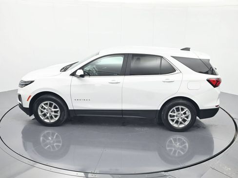 Used 2024 Chevrolet Equinox LT AWD/4WD image 35
