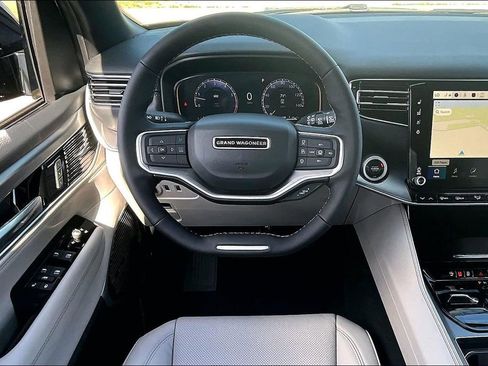 New 2026 Jeep Grand Wagoneer L Limited w/ Premium Group II AWD/4WD image 16