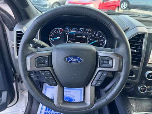 Used 2019 Ford Expedition Max XLT w/ Equipment Group 202A AWD/4WD image 30