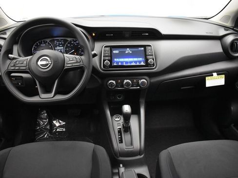 Certified 2025 Nissan Kicks Play S FWD image 26
