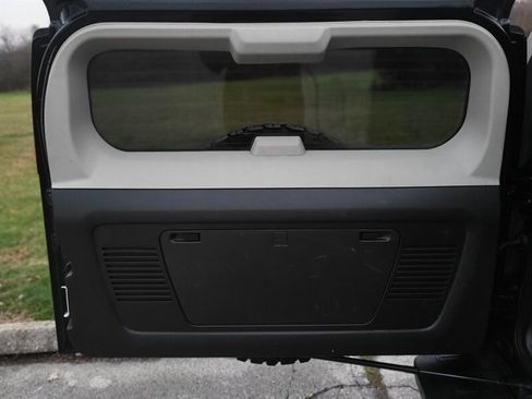 Used 2006 HUMMER H3 image 11