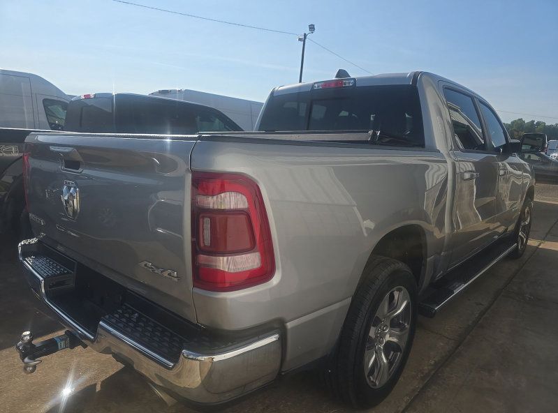 Used 2023 RAM 1500 Laramie AWD/4WD image 3