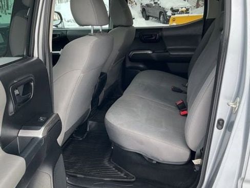 Used 2019 Toyota Tacoma SR5 image 12