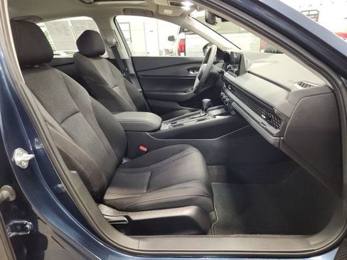 Certified 2024 Honda Accord EX image 28