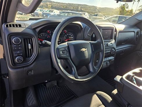 Used 2023 Chevrolet Silverado 1500 Custom image 9