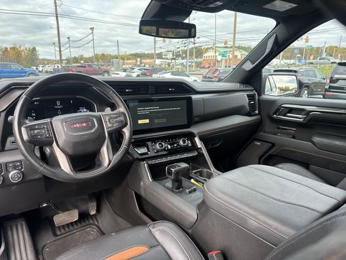 Used 2024 GMC Sierra 1500 AT4 w/ AT4 Preferred Package image 14