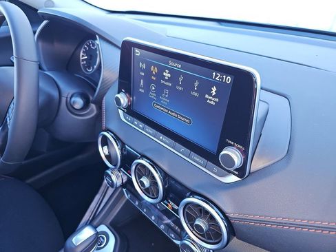 Used 2025 Nissan Sentra SR image 25